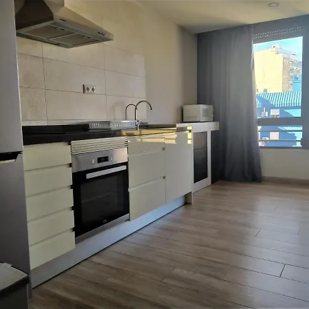 Estudio En Edificio Torremiranda 公寓 库列拉